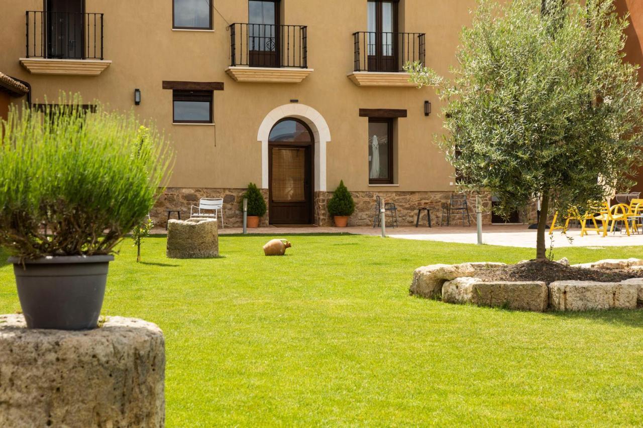 Sanmartina Hotel Becerril de Campos Exterior photo